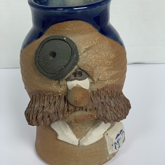 Funny Face Pottery Mug - Picture 2 of 9